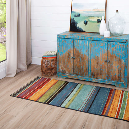 The Curated Nomad Sultan Mehrfarbig gestreifter Boho-Teppich