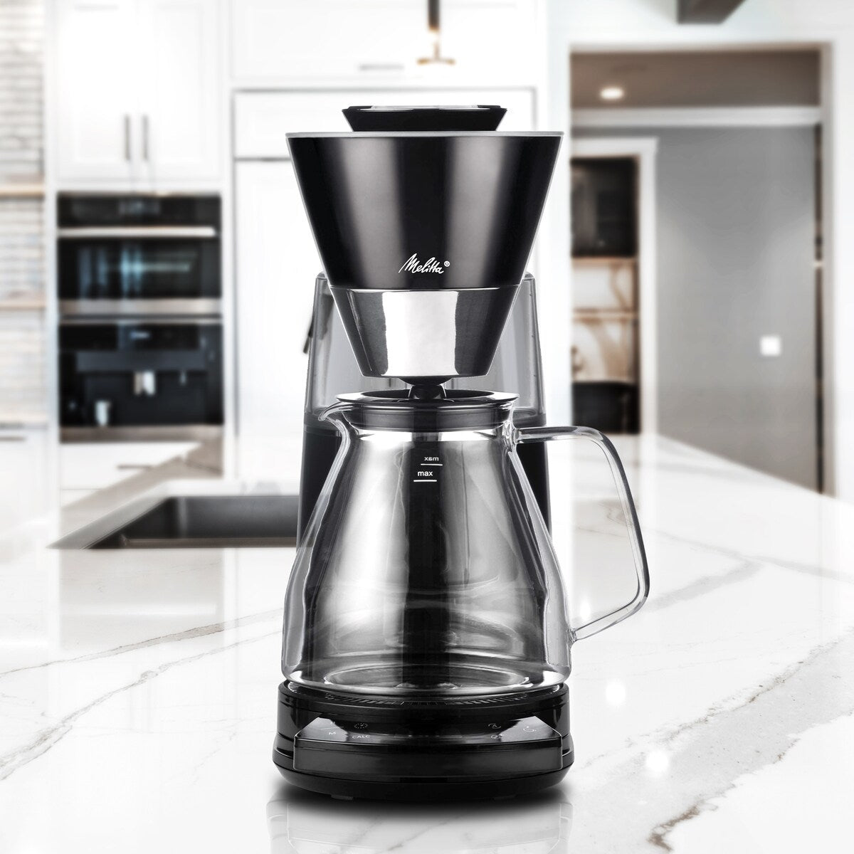 Vision 12-Tassen-Luxus-Filterkaffeemaschine mit drehbarem Armaturenbrett