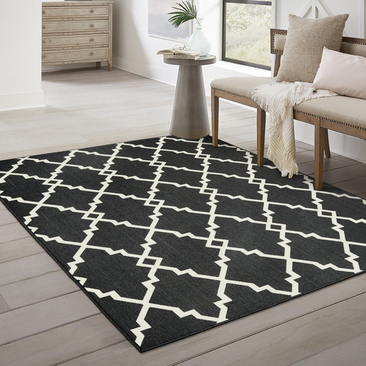 Vista Home Malta Lattice Schwarz/Off-White Teppich für drinnen und draußen.