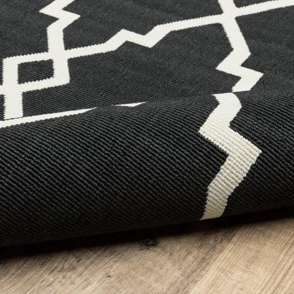 Vista Home Malta Lattice Schwarz/Off-White Teppich für drinnen und draußen.