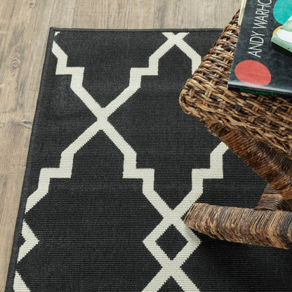 Vista Home Malta Lattice Schwarz/Off-White Teppich für drinnen und draußen.