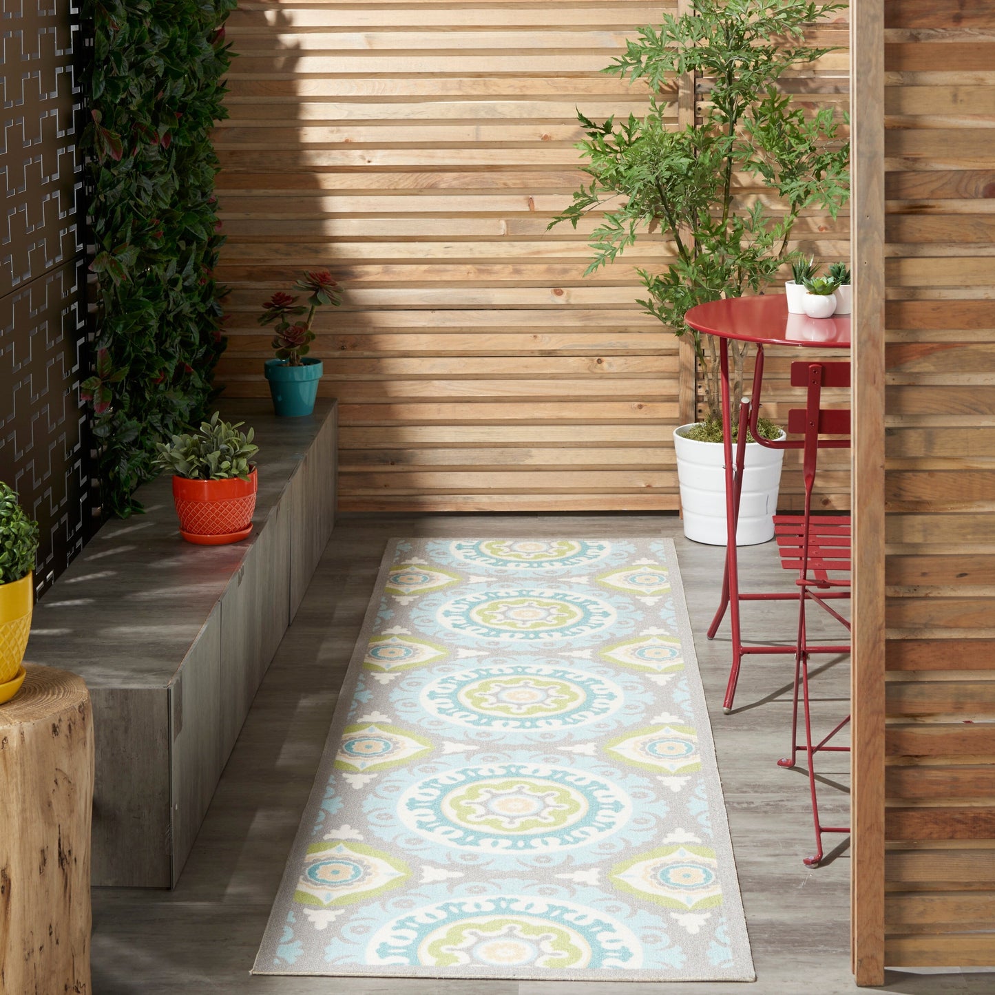 Waverly Sun N' Shade Indoor Outdoor Boho Medallion Area Teppich
