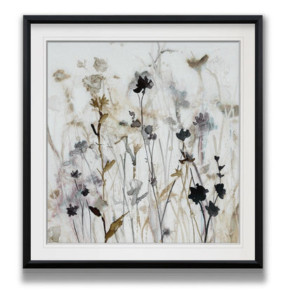 Wildflower Mist I - Individuell gerahmter Druck - blau, weiß, grau, gelb, grün, silber, gold