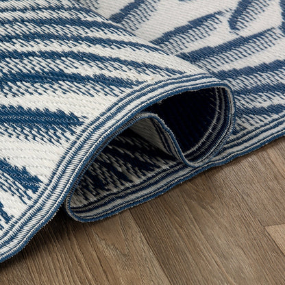 World Rug Gallery – Wendbare Outdoor-Teppiche aus recyceltem Kunststoff mit Blumenmuster und tropischem Muster