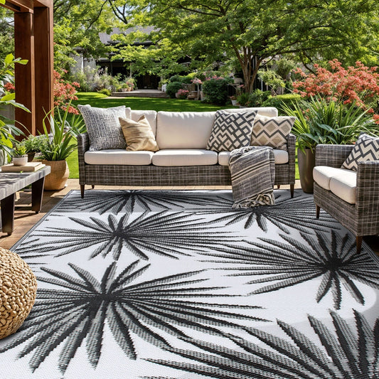 World Rug Gallery – Wendbare Outdoor-Teppiche aus recyceltem Kunststoff mit Blumenmuster und tropischem Muster
